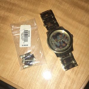 MICHAEL KORSRunway Gold Tone/Brown Stainless Steel